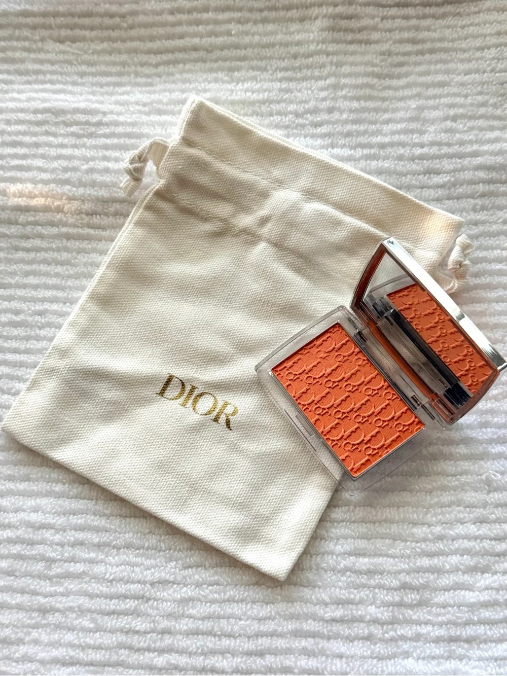 Dior Rosy Glow in shade 004 Coral BN (with flaw) + Dust Bag Discontinued Shade